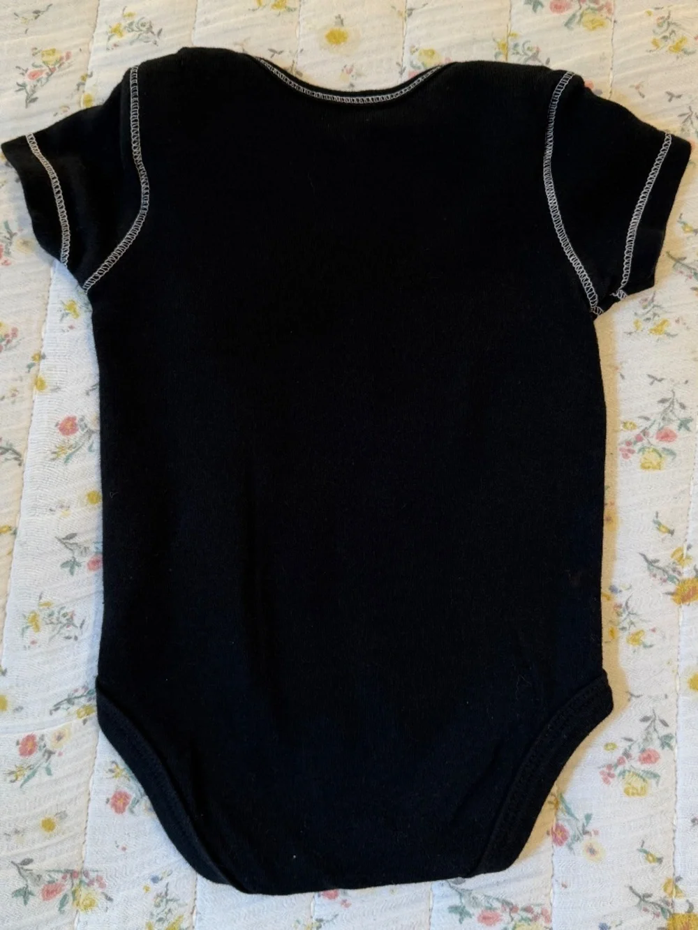 MLB Pittsburgh Pirates Snoopy Bodysuit 3-6 Months Baby Infant Peanuts Children's